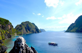 Tropical Storm Trami lashes the Philippines